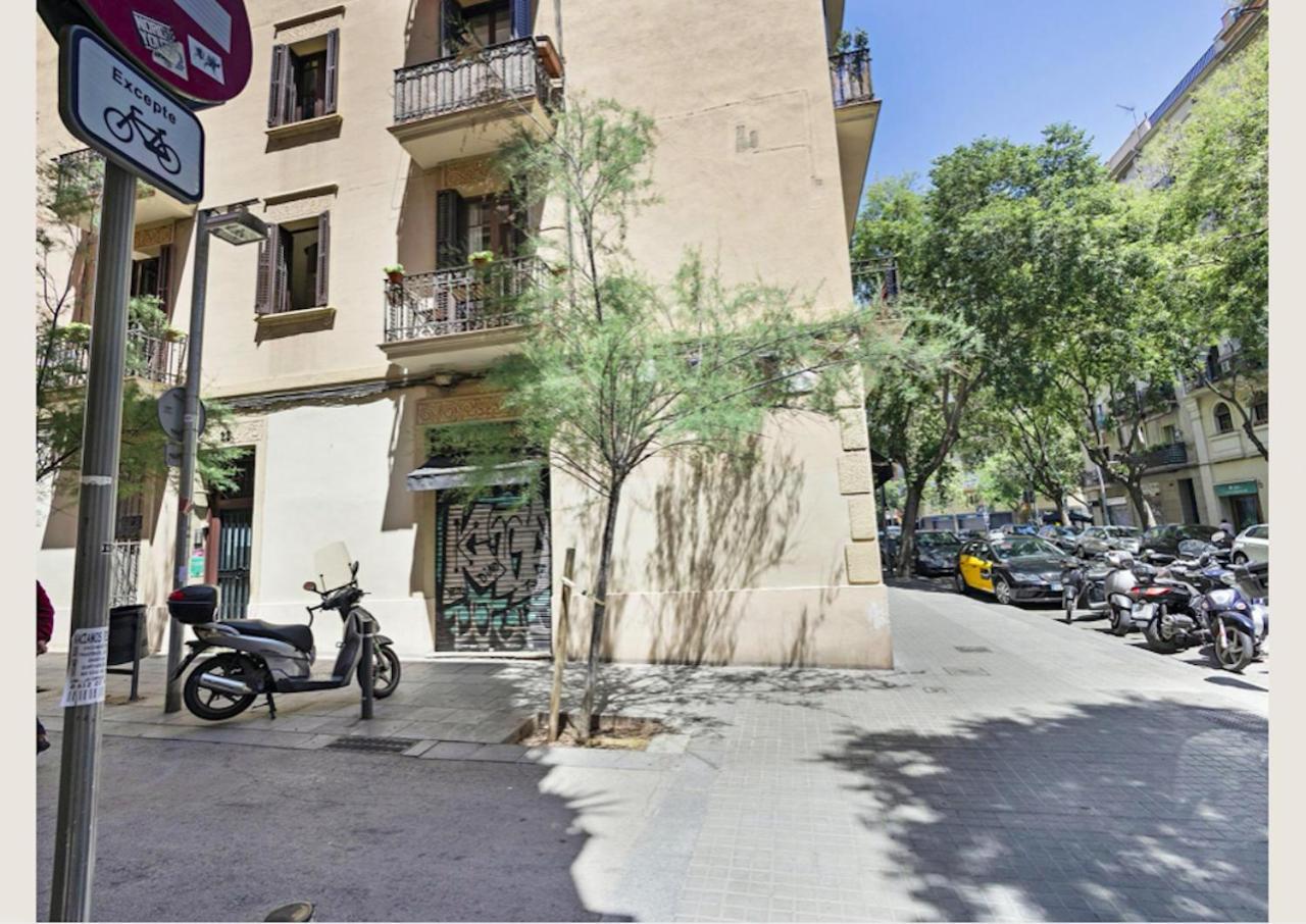 Great Apartment In Sagrada Familia With Balcony Barcelona Zewnętrze zdjęcie