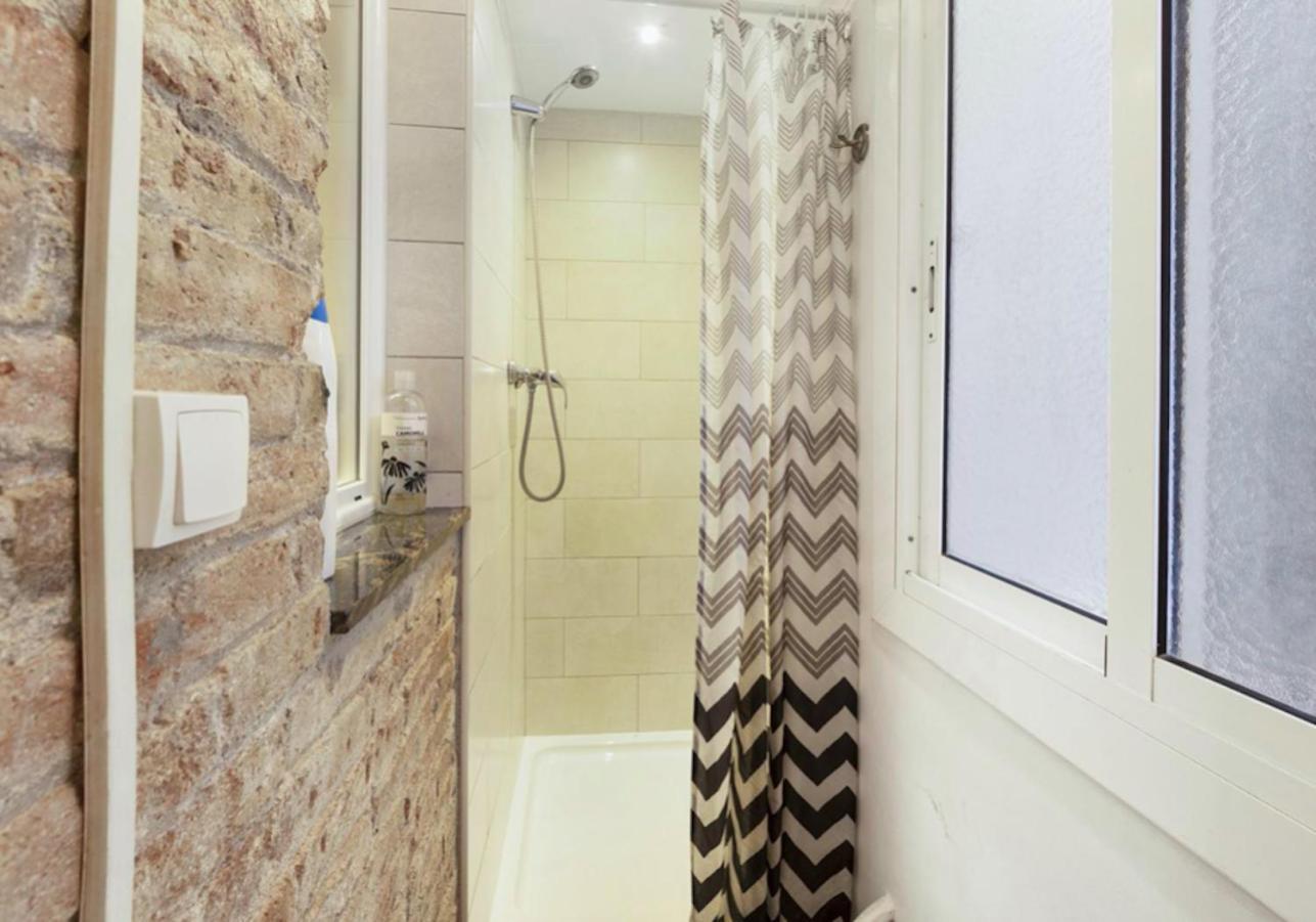 Great Apartment In Sagrada Familia With Balcony Barcelona Zewnętrze zdjęcie
